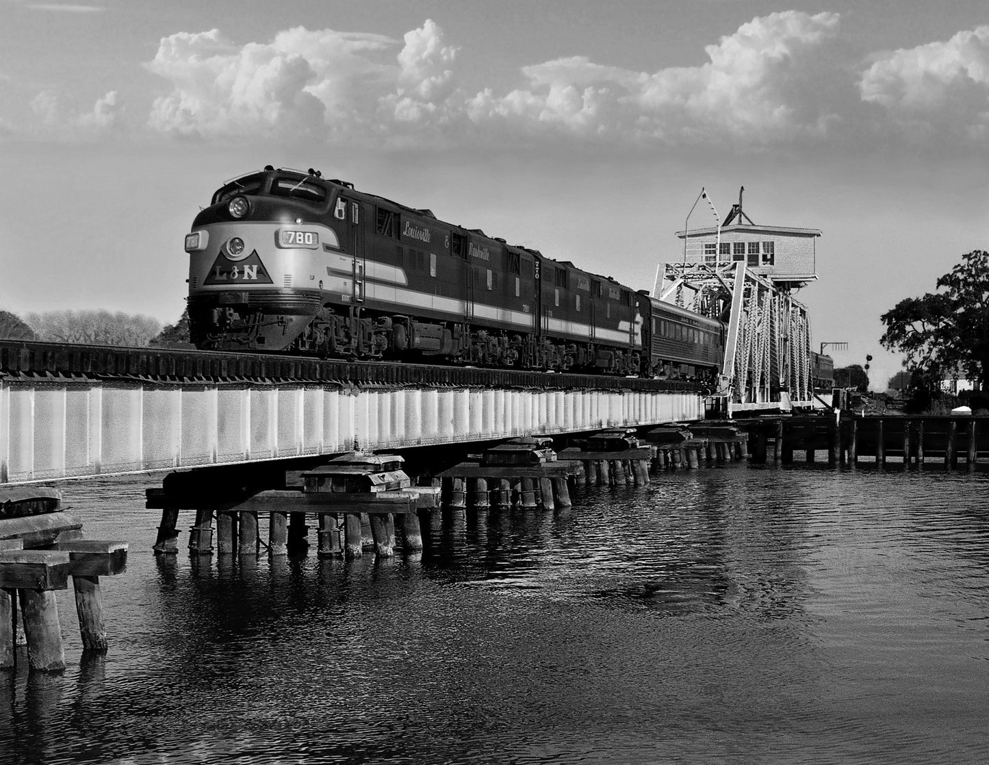 The Very Best of Colorized Railroad Photography: Southeastern Steam and Early Diesels